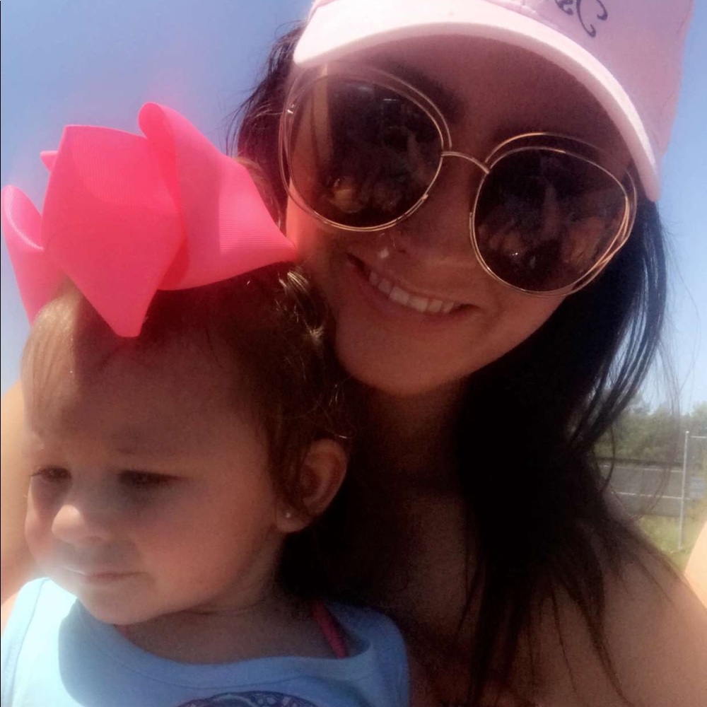 Meet your Posher, Ashton